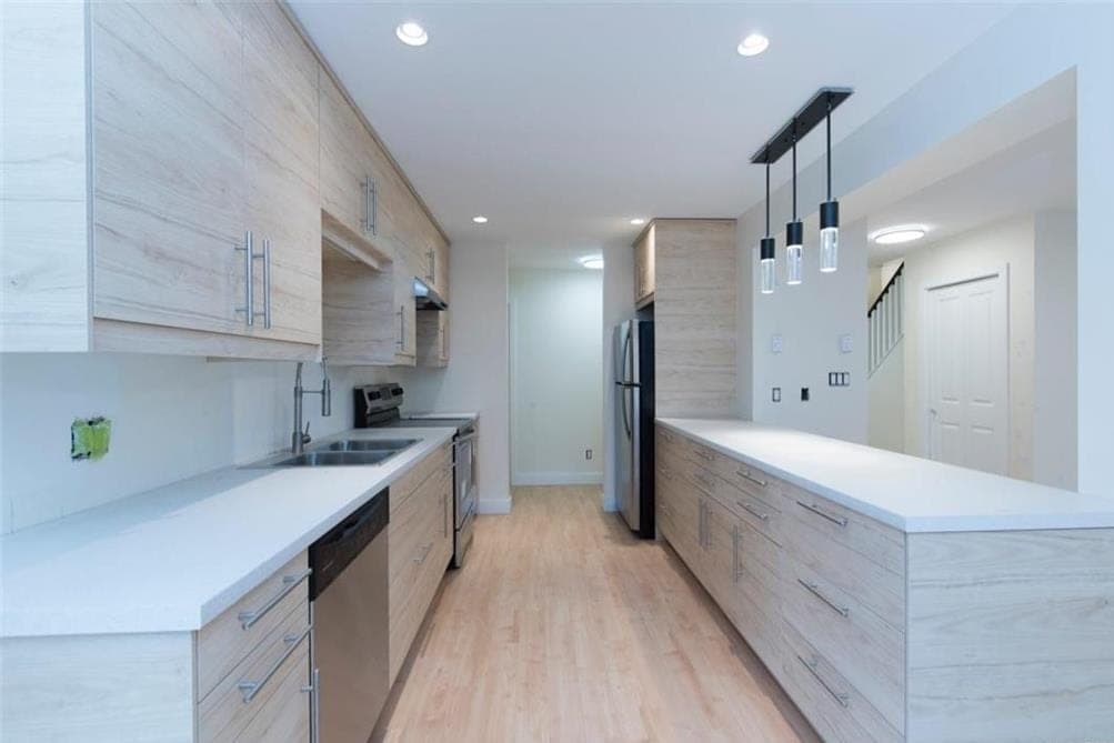 Clean-Line Custom Home project photo