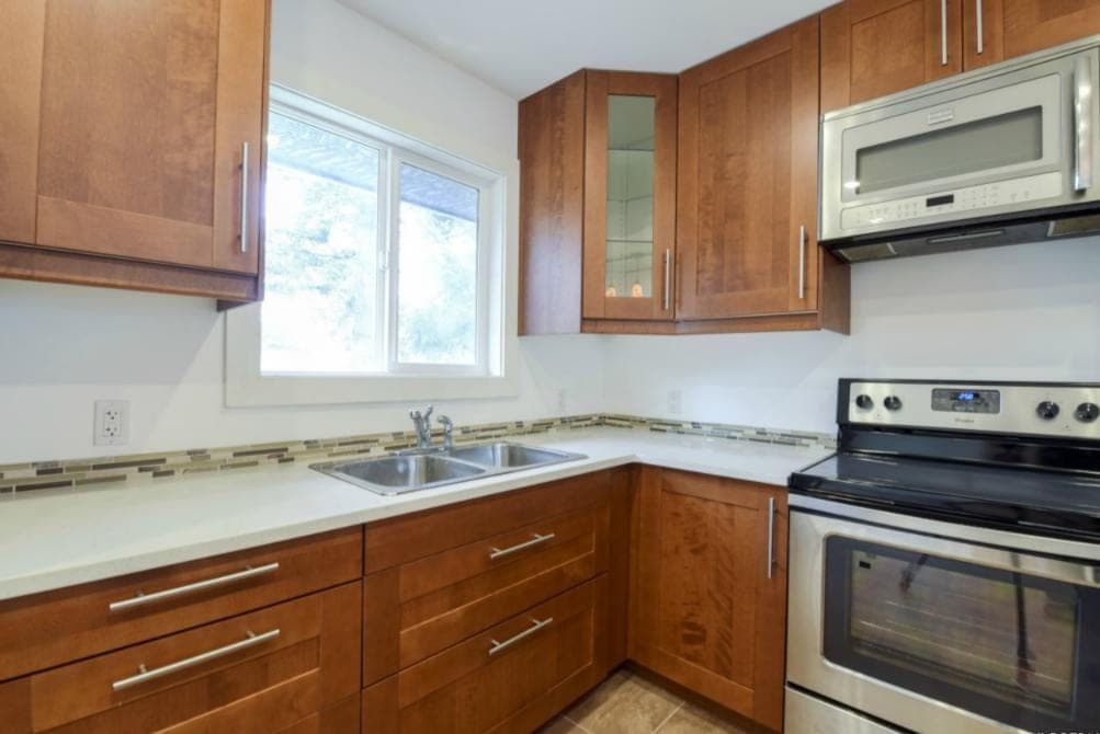 Exterior & Interior Renovation project photo